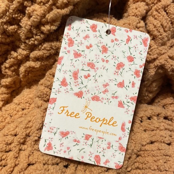 NWT Free People Be Yours Bishop Sweater in colour Camel - Picture 14 of 15